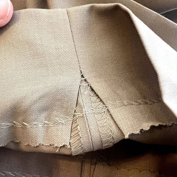 Paul Fredrick Tailored Fit 100% Wool Tan Dress Pants Size 42R/25 - Picture 8 of 8